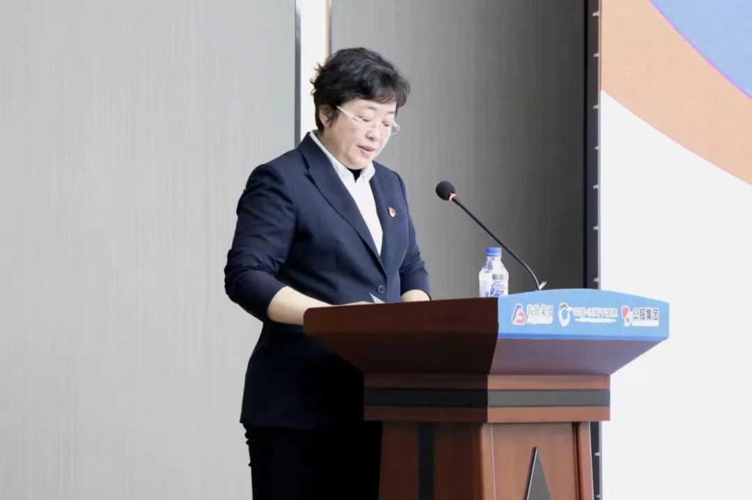 鞍勤集團、溫泉集團、公服集團2023年新任干部任前集體談話及集體送任儀式圓滿結(jié)束